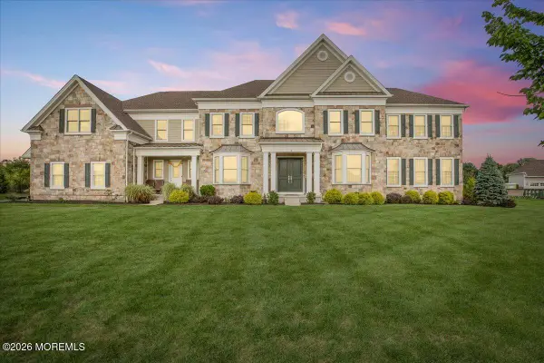 4 Prestwick Court, Holmdel, NJ 07733