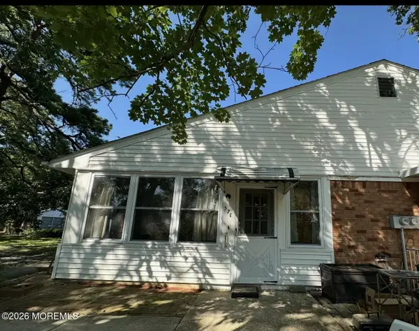 57 C St John Place, Whiting, NJ 08759