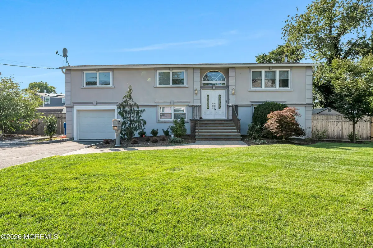 38 Illinois Avenue, Port Monmouth, NJ 07748 - #1