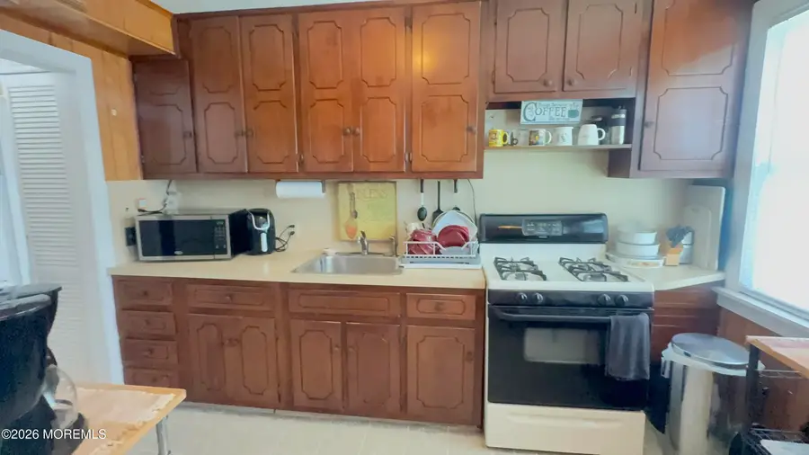 27 Barker Avenue, Shrewsbury, NJ 07724 - #3