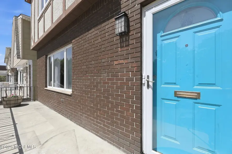 7 Gregg Lane, Bayonne, NJ 07002 - #2
