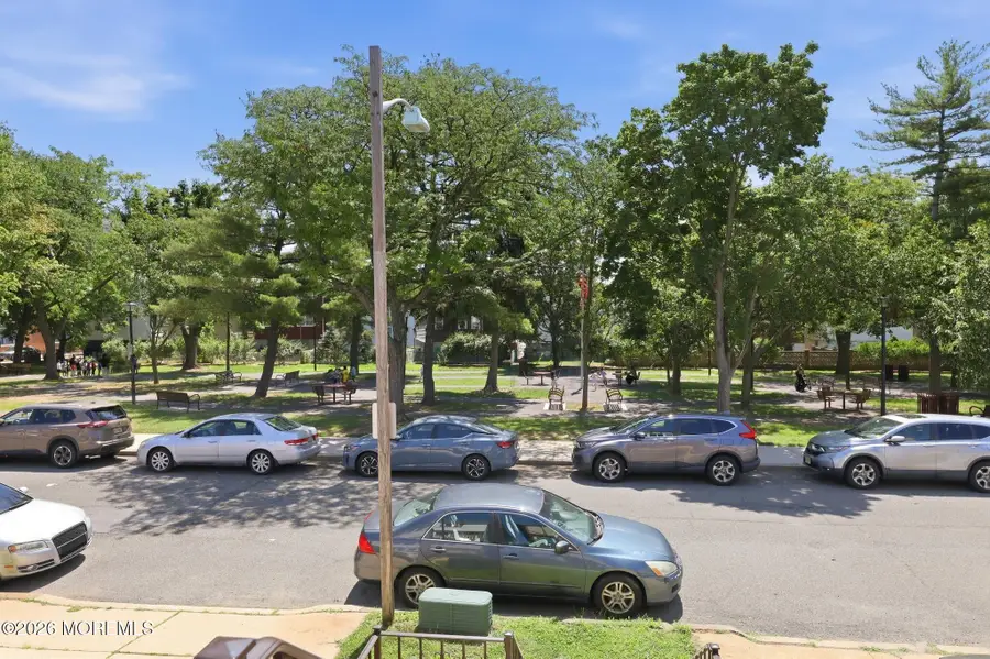 7 Gregg Lane, Bayonne, NJ 07002 - #3