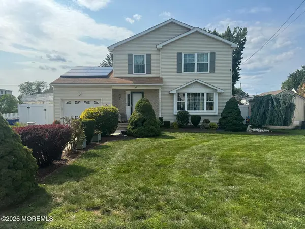 26 Gaston Street, Aberdeen, NJ 07747