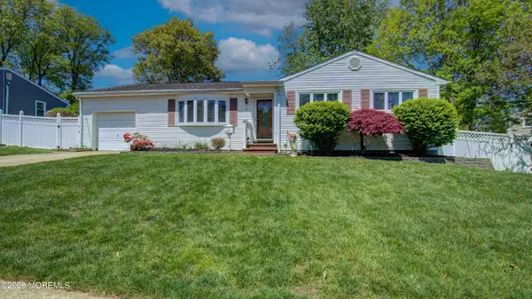 2 Birchwood Road, Jamesburg, NJ 08831