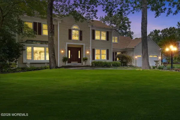 1652 White Water Court, Toms River, NJ 08755