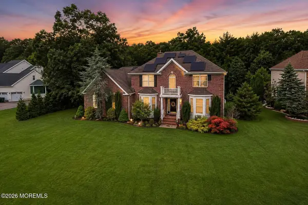 8 Sunshine Way, Jackson, NJ 08527