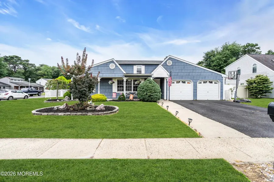 3 Hedgewood Road, Howell, NJ 07731 - #3