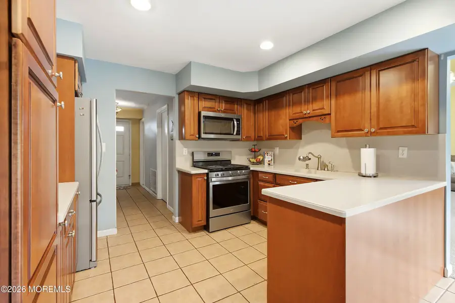 18 Markwood Drive, Howell, NJ 07731 - #2
