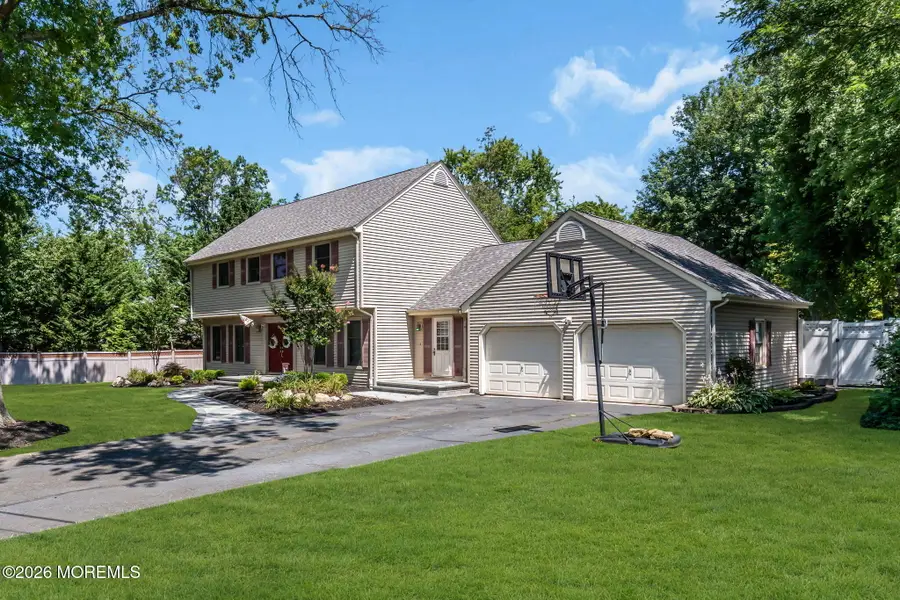 2 Lakeland Drive, Matawan, NJ 07747 - #2