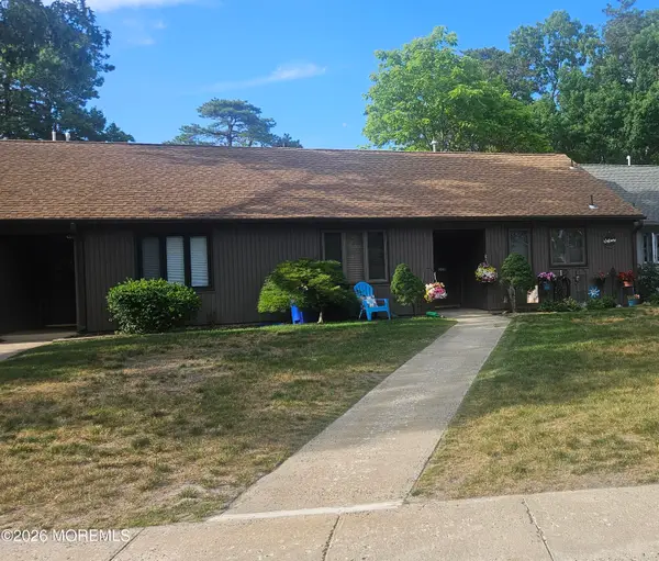 203 Clipper Court #203, Toms River, NJ 08753