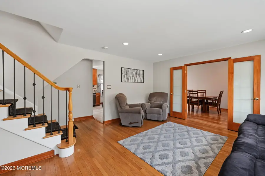 8 Bradford Road, East Brunswick, NJ 08816 - #3