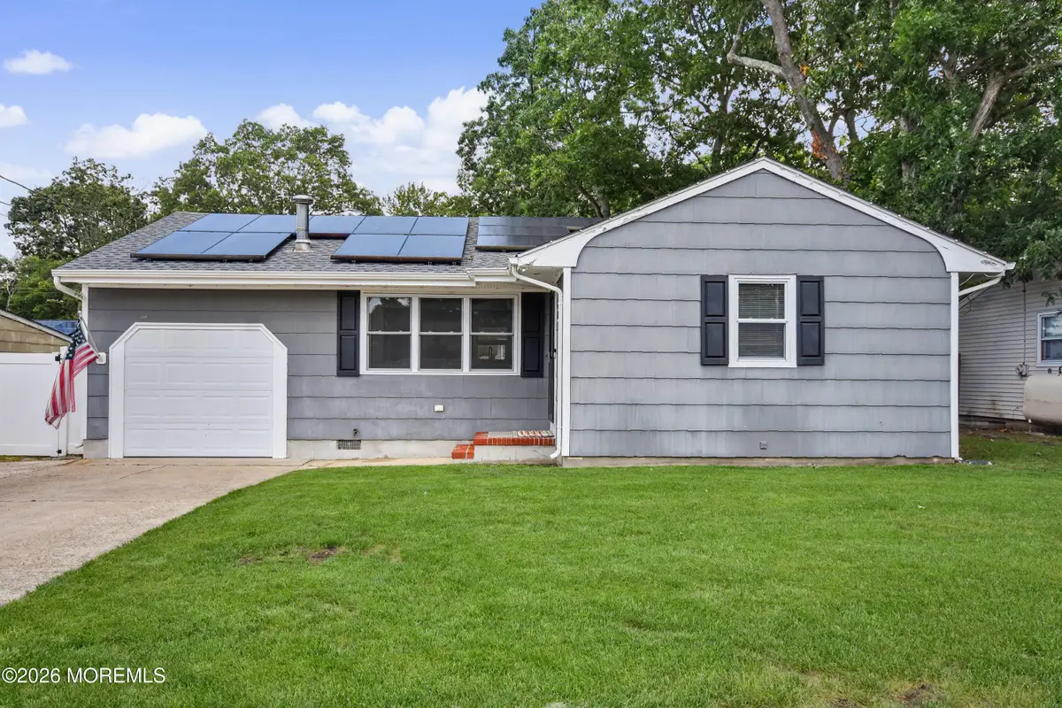 1930 Ravenwood Drive, Toms River, NJ 08753 - #1