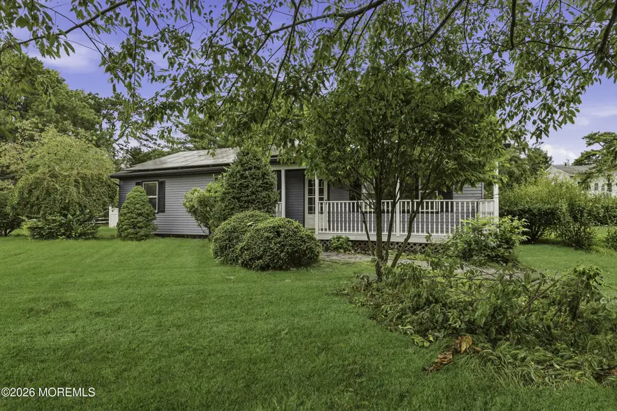 462 Champlain Street, Toms River, NJ 08757 - #3