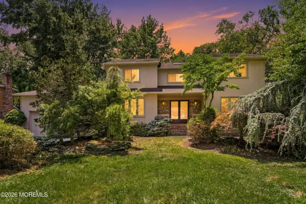 40 Vista Drive, Morganville, NJ 07751