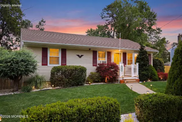 327 Pacific Avenue, Beachwood, NJ 08722