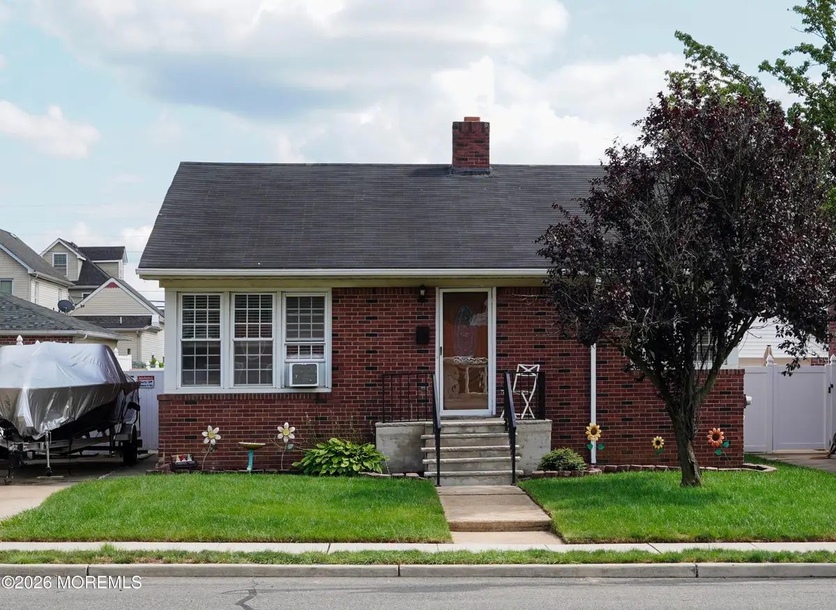 112 Mccutcheon Avenue, Sayreville, NJ 08872 - #1