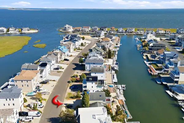 40 Kentucky Drive, Little Egg Harbor, NJ 08087