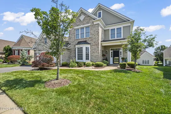 5 Ballybunion Drive, Monroe, NJ 08831