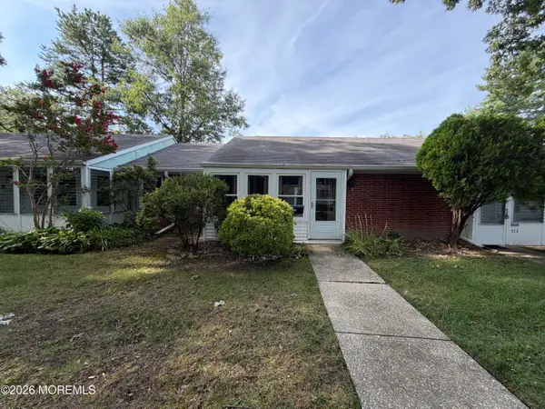 52C Cambridge Court, Lakewood, NJ 08701