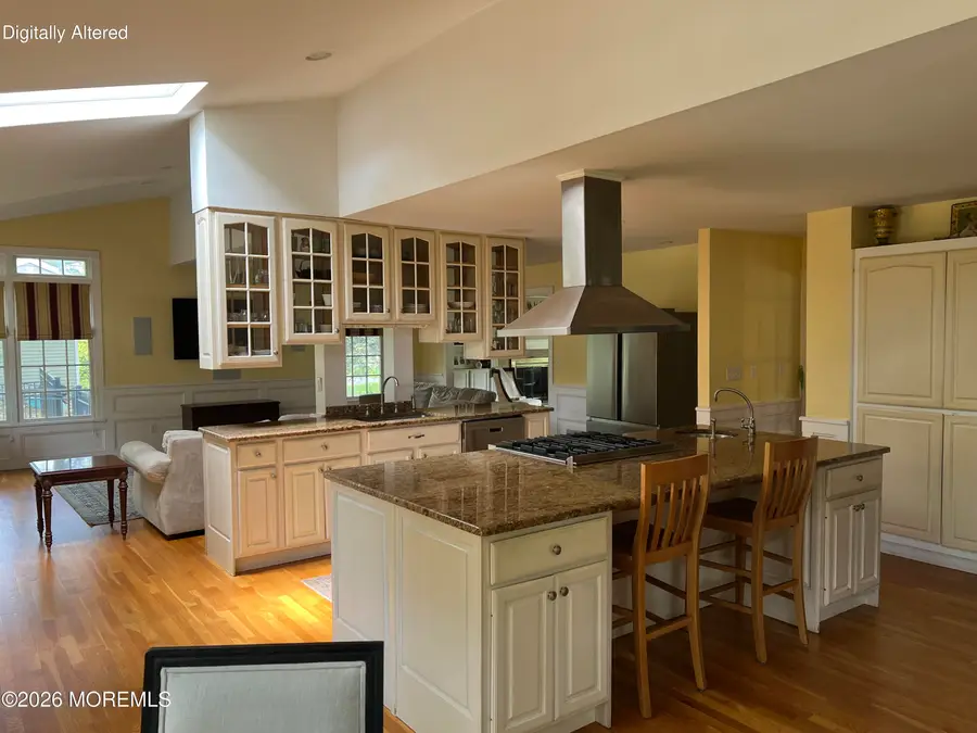 14 Silverbrook Place, Lincroft, NJ 07738 - #3