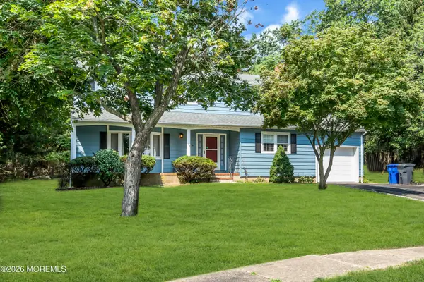 16 Friar Court, Toms River, NJ 08753