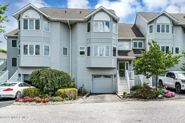 362 Mimosa Court, Toms River, NJ 08753