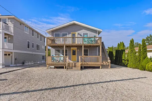 21 9th Street, Barnegat Light, NJ 08006