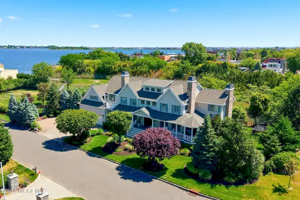 33 Highland Avenue, Monmouth Beach, NJ 07750