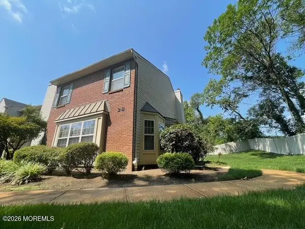 2 Whistler Drive #8, Freehold, NJ 07728