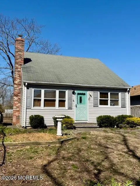 2138 Schoeberlein Avenue, Toms River, NJ 08753