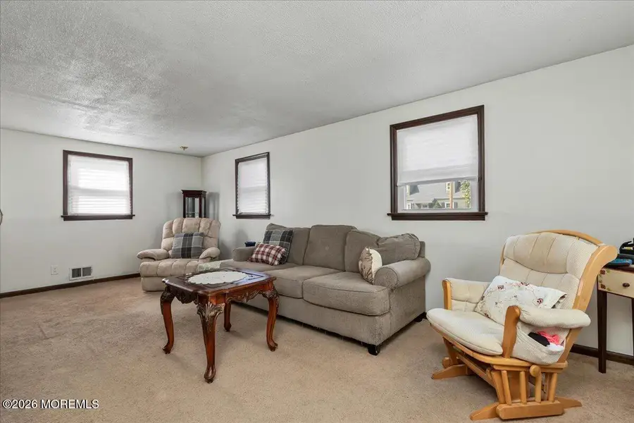 2 Michael Lane, Freehold, NJ 07728 - #2