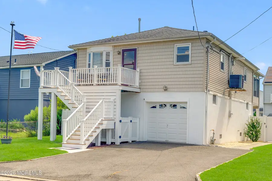 822 Prospect Avenue, Union Beach, NJ 07735 - #3