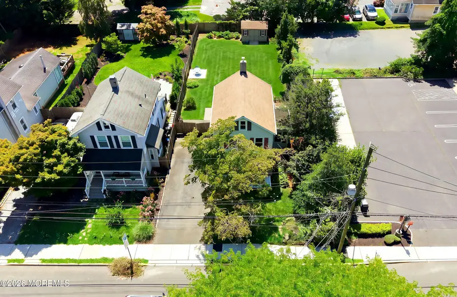 16 White Street, Shrewsbury, NJ 07702 - #3