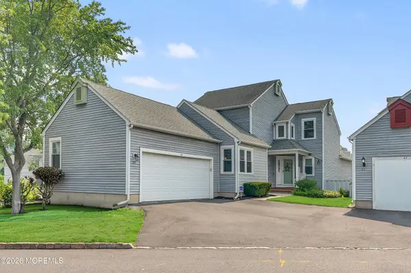 65 Claridge Court #153, Toms River, NJ 08753