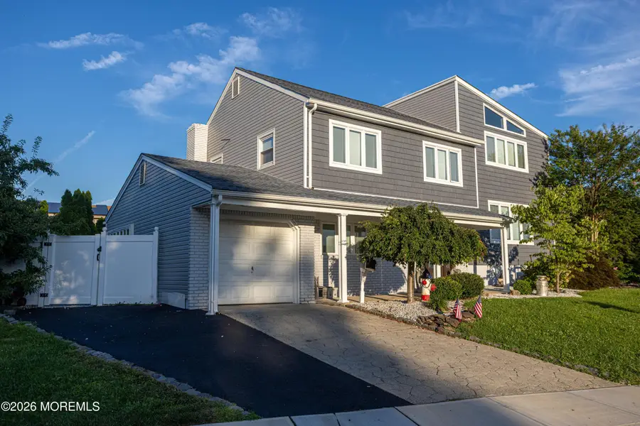 18 Robinhood Drive, Parlin, NJ 08859 - #3