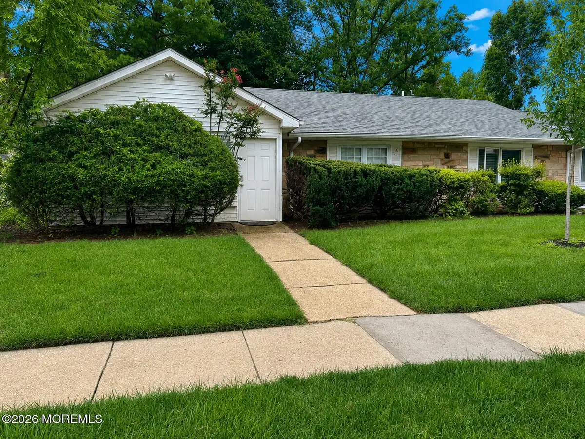 6A Carnation Drive, Lakewood, NJ 08701 - #1