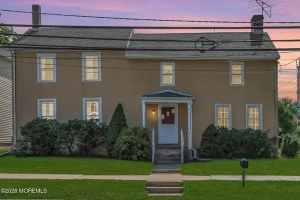 19 High Street, Allentown, NJ 08501