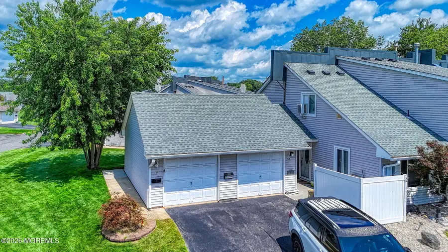 19 Arlene Court #4102, Brick, NJ 08724 - #3