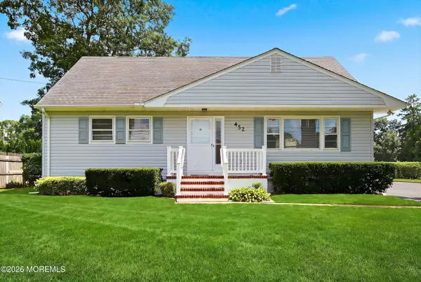 452 18th Avenue, Brick, NJ 08724