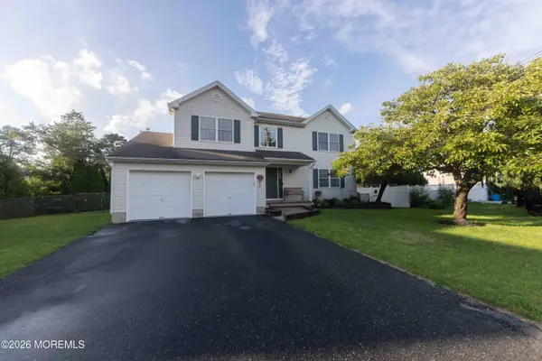 1217 Lawrence Avenue, Toms River, NJ 08757