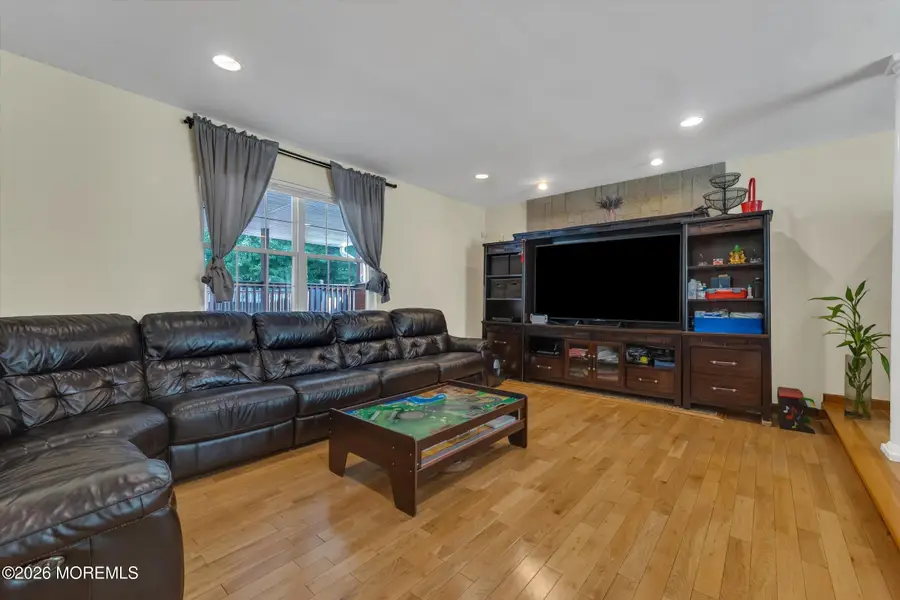 6 Rizzo Court, Howell, NJ 07731 - #3