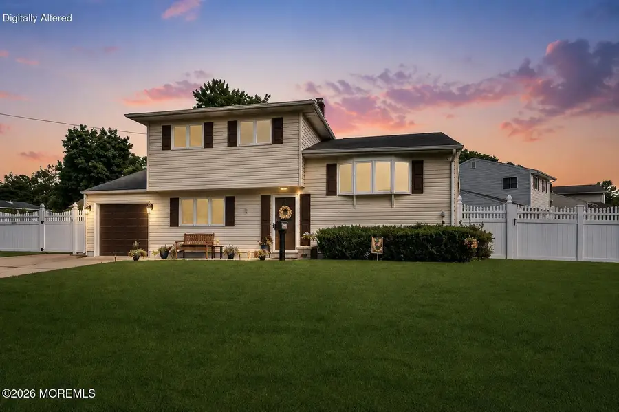 10 Garrett Place, New Monmouth, NJ 07748 - #3