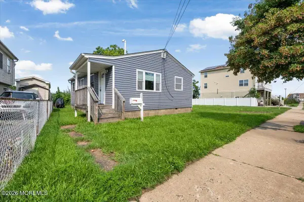 303 Union Avenue, Union Beach, NJ 07735