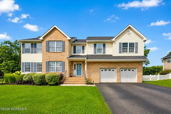 7 Nancy Street, Howell, NJ 07731