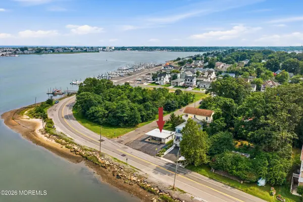 27 Riverside Drive, Neptune Township, NJ 07753