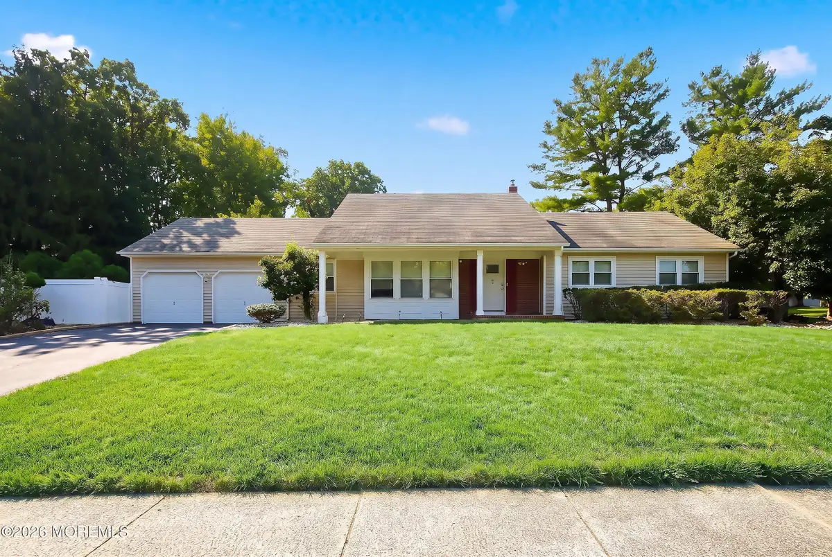 25 Mccue Road, Morganville, NJ 07751 - #1
