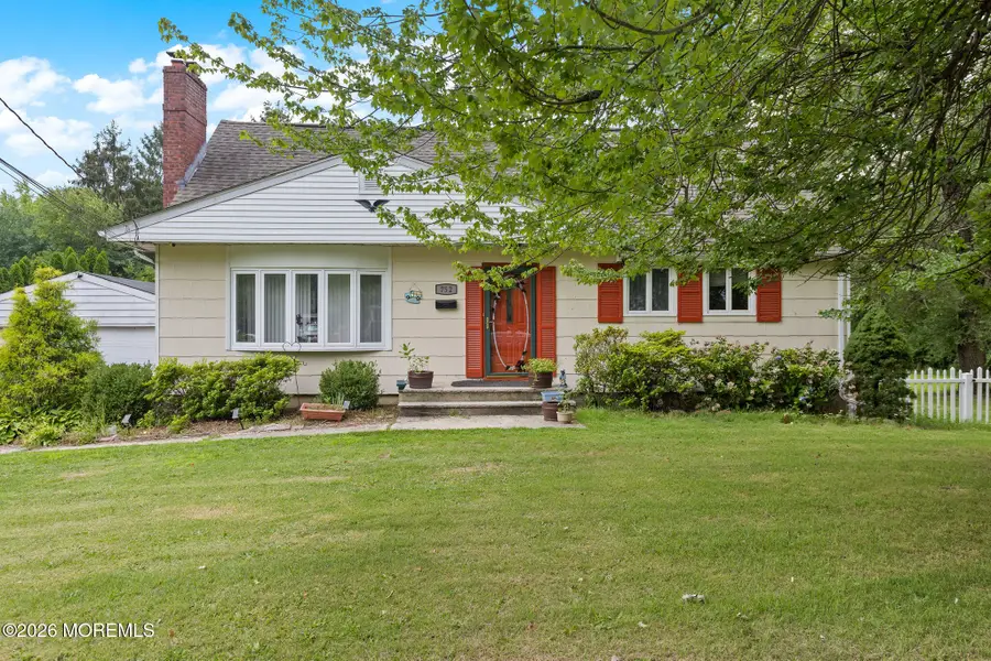 752 Park Avenue, Belford, NJ 07718 - #2
