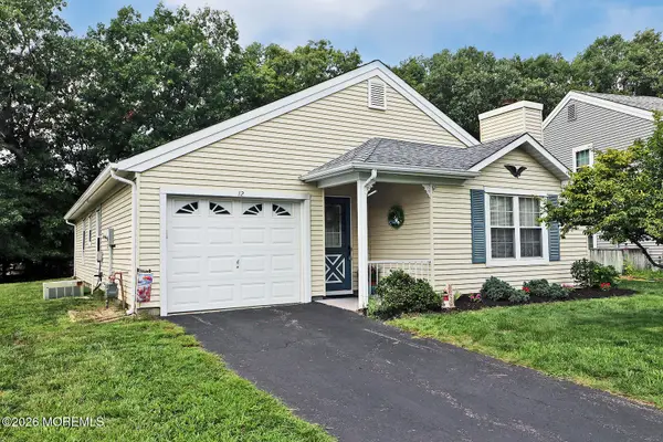 12 Cottonwood Drive, Barnegat, NJ 08005
