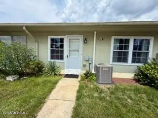 18 Yorkshire Court #B, Manchester, NJ 08759 - #1