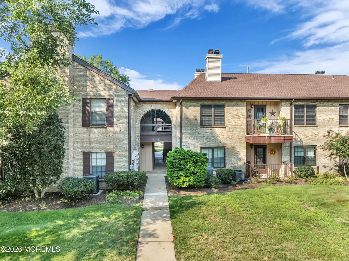 708 Wellington Place, Matawan, NJ 07747 - #1